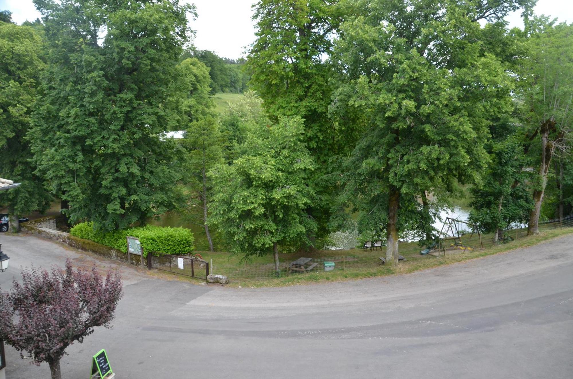Hotel Relais Du Bois Du Four Saint-Léons Esterno foto